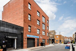 Plus de détails pour 49 Mowlem St, Londres - Local d'activités à louer