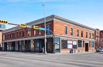 1018 MacLeod Trail SE, Calgary, AB à louer Photo de l’immeuble– Image 1 sur 2