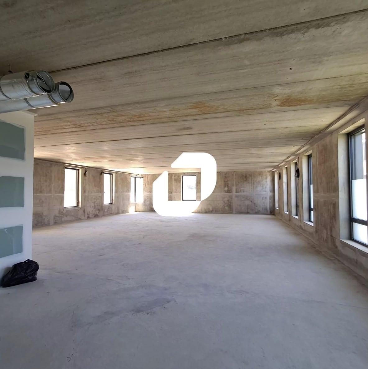 Bureau dans Versailles à louer Photo intérieure– Image 1 sur 3