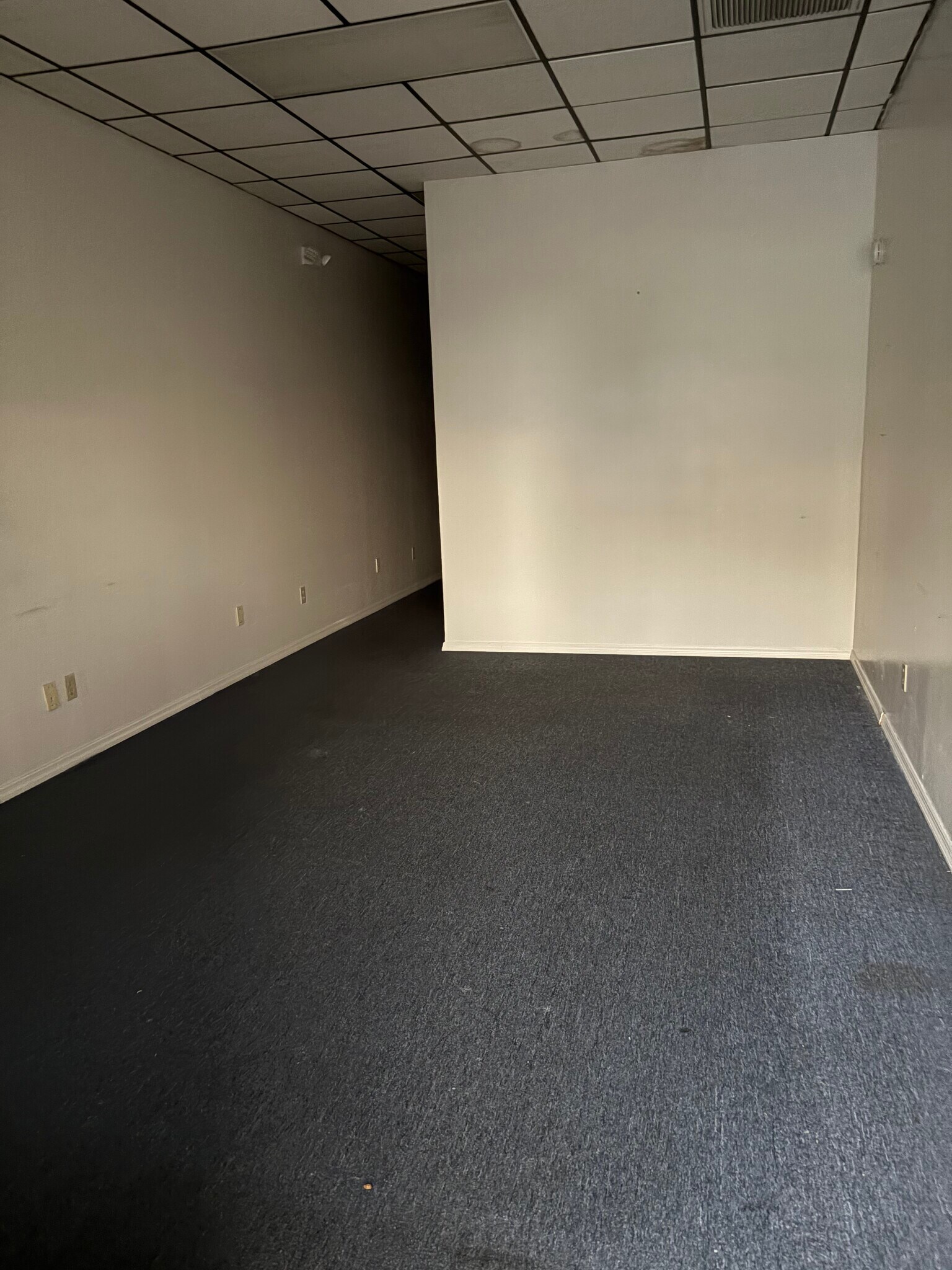 5016-5060 Mission Square Ln, Zephyrhills, FL à louer Photo intérieure– Image 1 sur 1