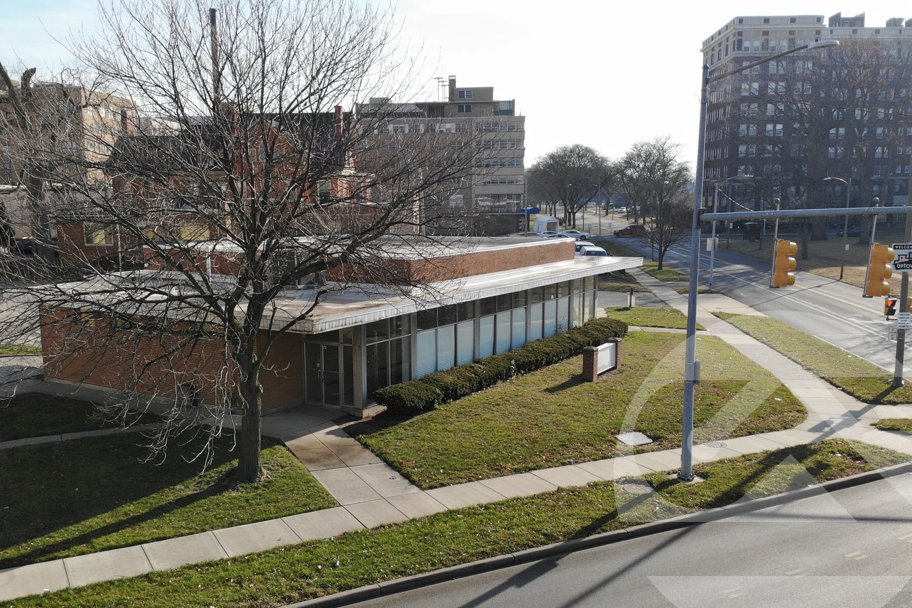 1910 Collingwood Blvd, Toledo, OH à vendre Photo principale– Image 1 sur 2