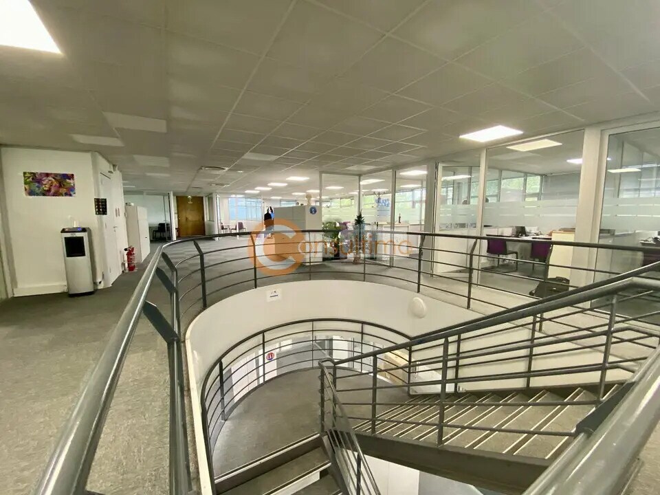 Bureau dans Mérignac à louer Photo de l’immeuble– Image 1 sur 6
