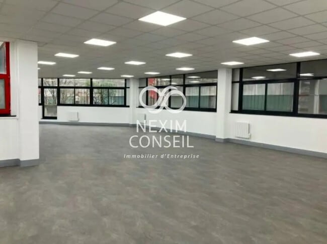 Plus de détails pour Bureau, Local d'activités à louer