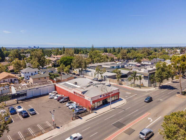 506 E First St, Santa Ana, CA à vendre - Photo de l’immeuble – Image 3 sur 7