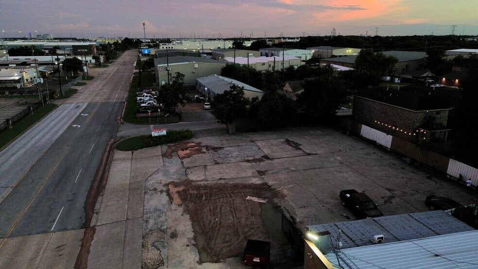 6203 Brittmoore rd, Houston, TX à vendre - Photo de l’immeuble – Image 3 sur 10