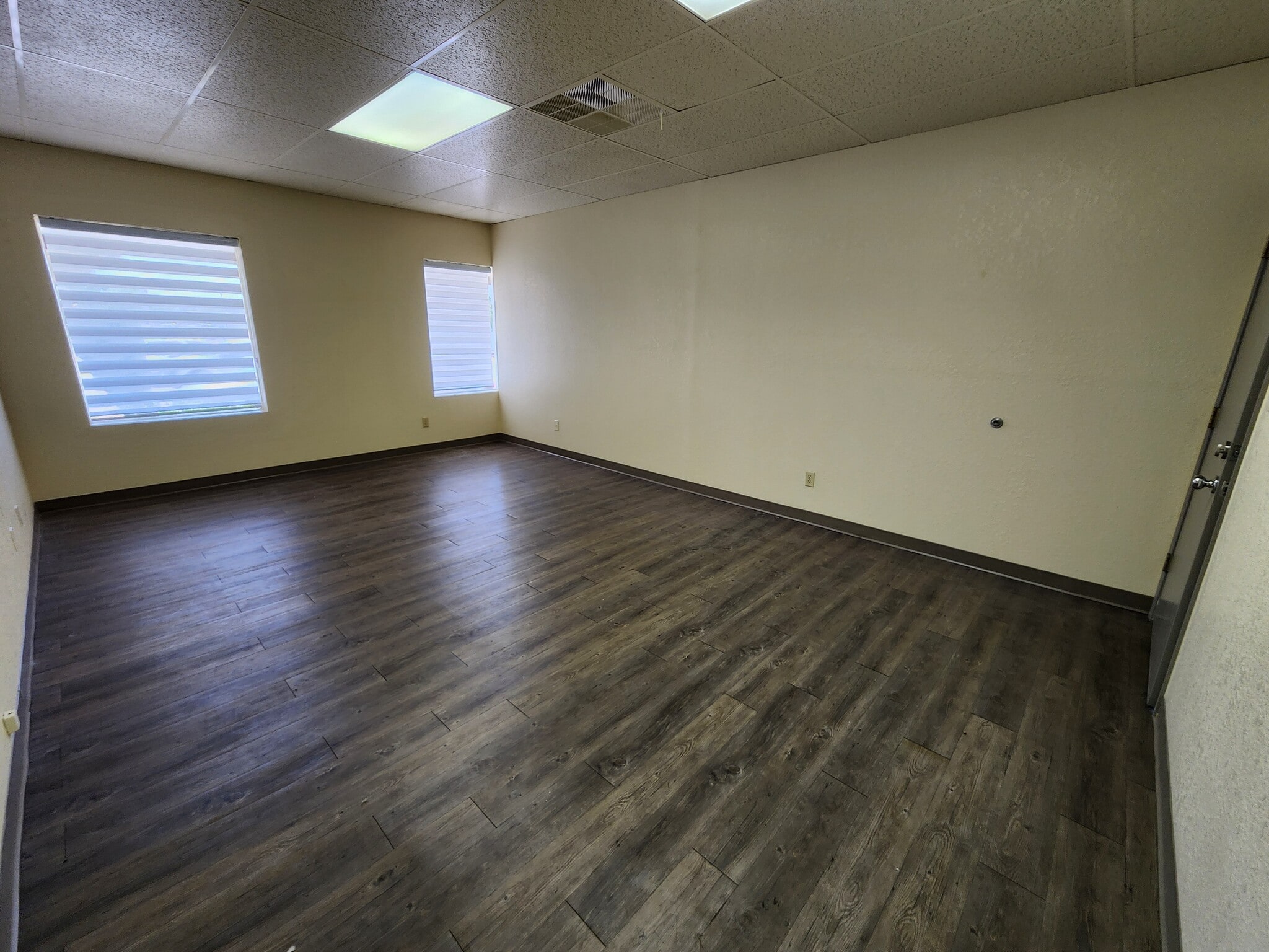 2601 N Stockton Hill Rd, Kingman, AZ à louer Photo de l’immeuble– Image 1 sur 3