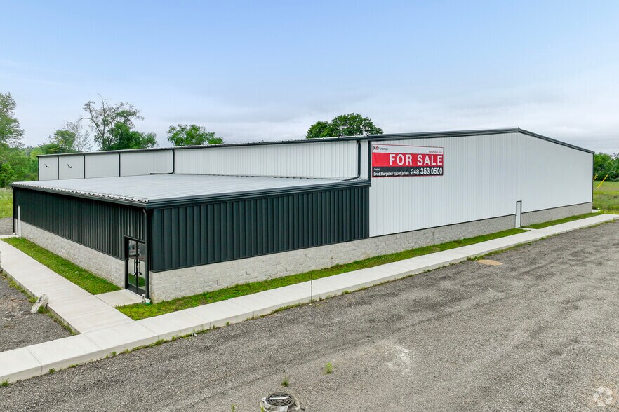511 Watts Rd, Jackson, MI à vendre - Photo principale – Image 1 sur 6