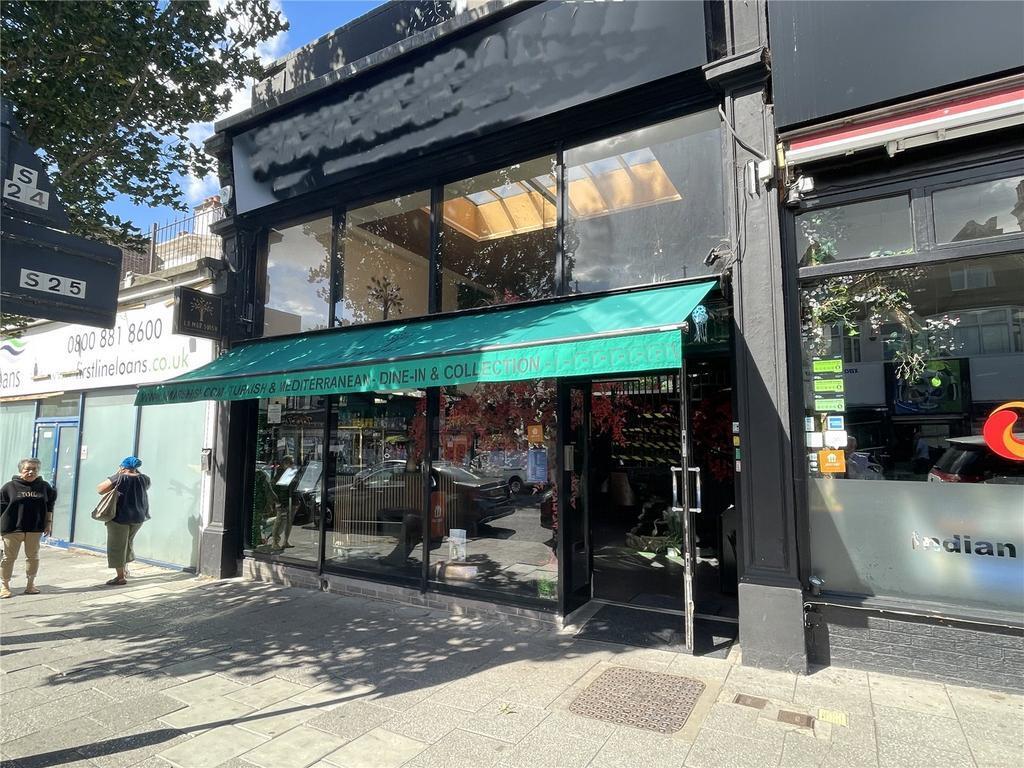 107 Hamlet Court Rd, Westcliff On Sea à louer Photo de l’immeuble– Image 1 sur 4