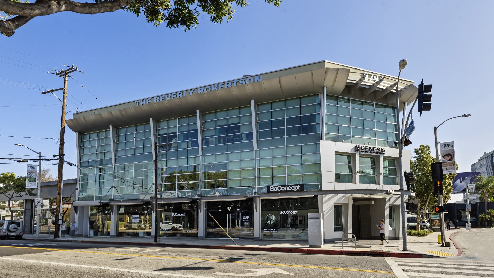 300-306 N Robertson Blvd, Los Angeles, CA à louer Photo de l’immeuble– Image 1 sur 9