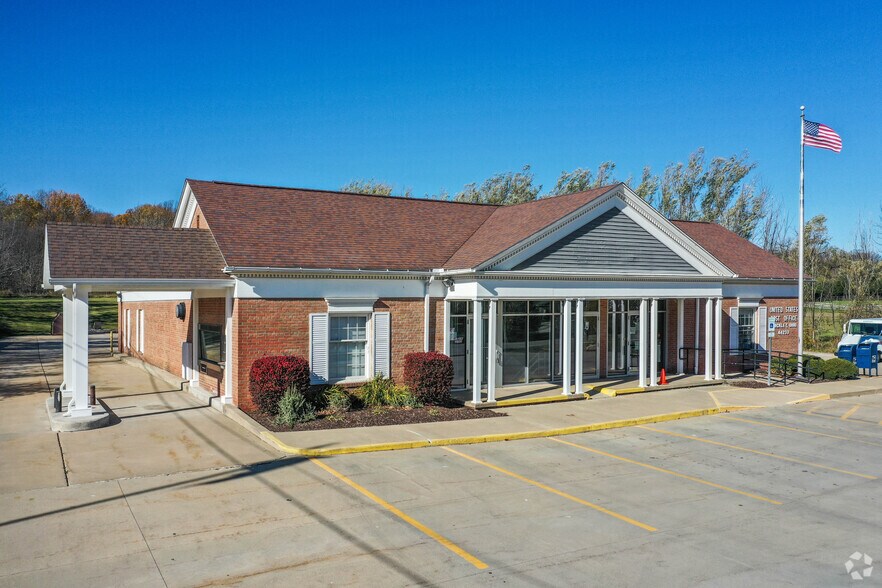 1296 Ridge Rd, Hinckley, OH à louer - Photo principale – Image 2 sur 4