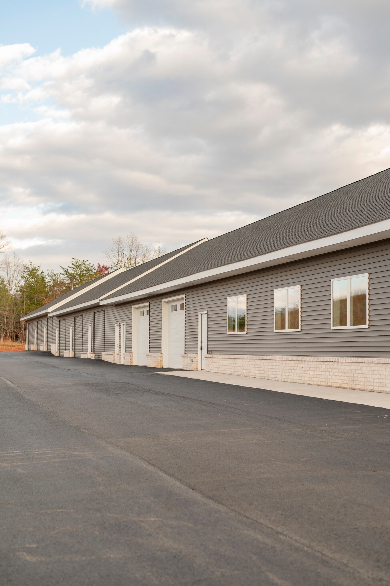 941 Waterlick Rd, Lynchburg, VA à louer Photo de l’immeuble– Image 1 sur 47