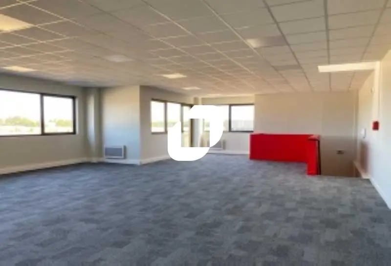15-17 Avenue Louis Pasteur, Gellainville à louer - Photo de l’immeuble – Image 3 sur 8