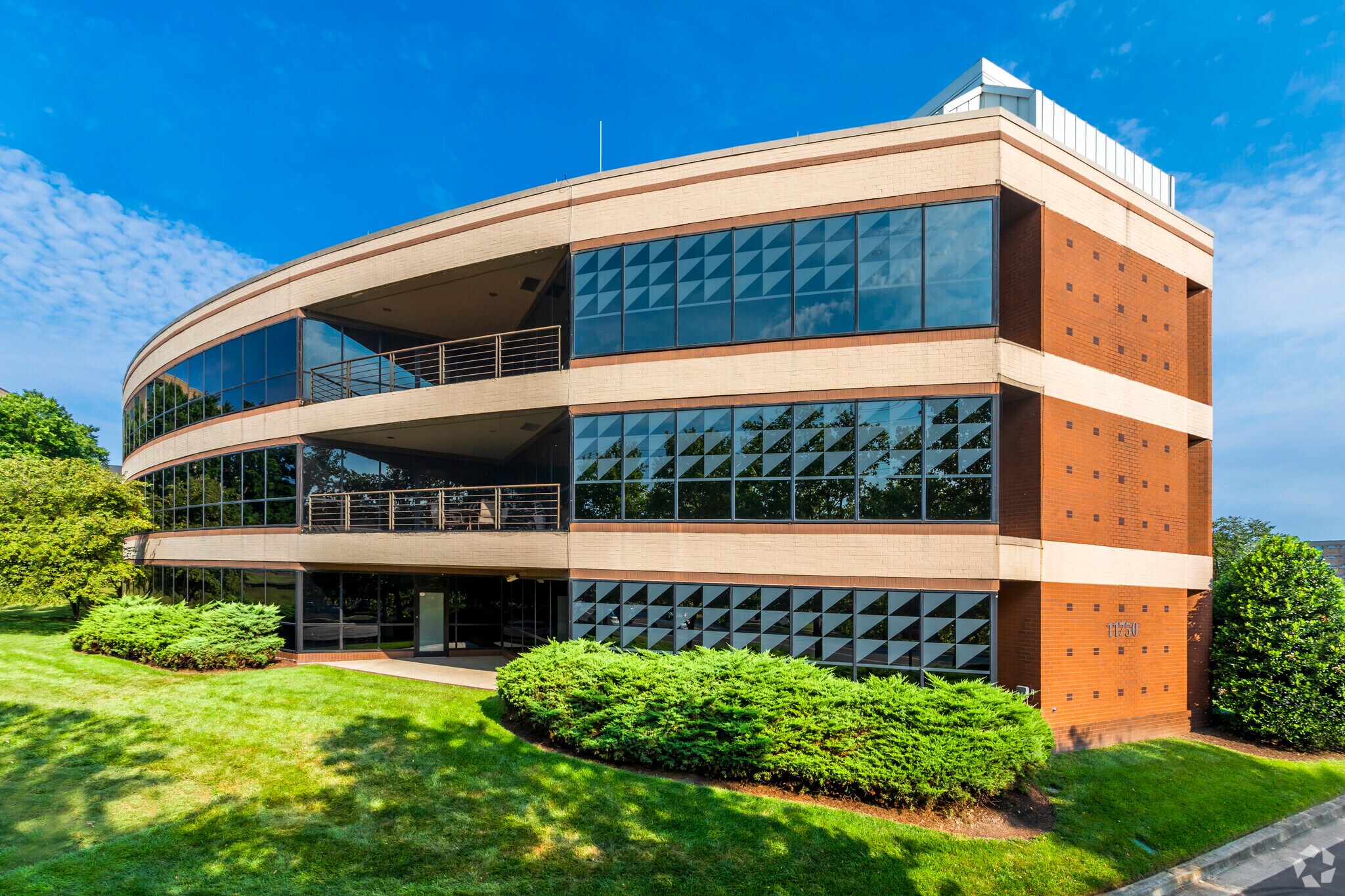 11750 Beltsville Dr, Beltsville, MD à louer Photo principale– Image 1 sur 10