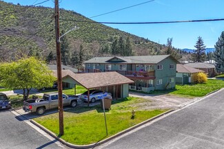 Plus de détails pour Yreka 66 Inc.-66 units-15 Buildings – à vendre, Yreka, CA