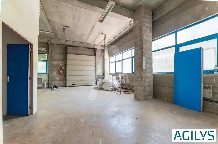 Industriel/Logistique dans Villejuif à louer - Photo intérieure – Image 2 sur 5