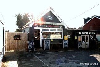 Plus de détails pour 5 Main Rd, Harwich - Local commercial à vendre