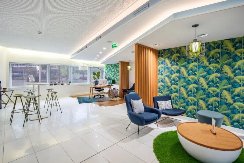 2 Avenue Gambetta, Courbevoie à louer - Photo de l’immeuble – Image 3 sur 21
