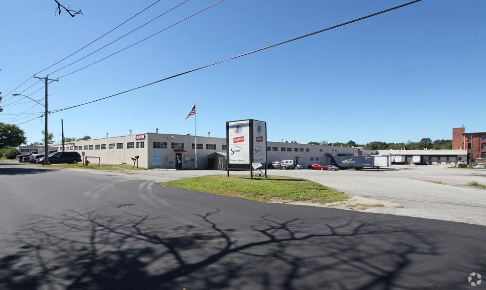 70 Community Ave, Plainfield, CT à louer - Photo de l’immeuble – Image 3 sur 7