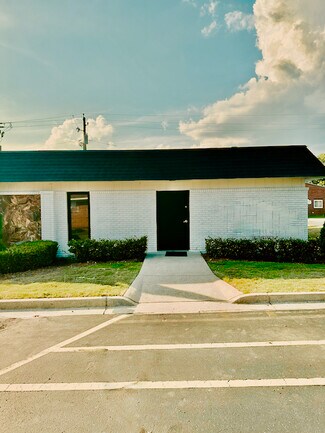 Plus de détails pour 63 W Candler St, Winder, GA - Bureau à louer
