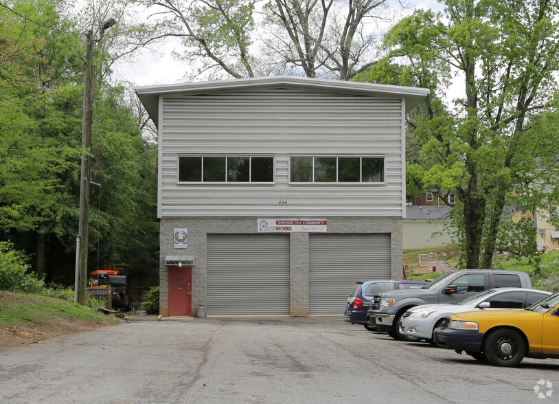 496 Glen Iris Dr, Atlanta, GA à louer - Photo de l’immeuble – Image 1 sur 10