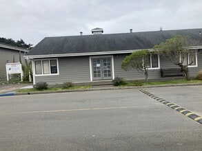 171-185 Boatyard Dr, Fort Bragg, CA à louer Photo de l’immeuble– Image 2 sur 3