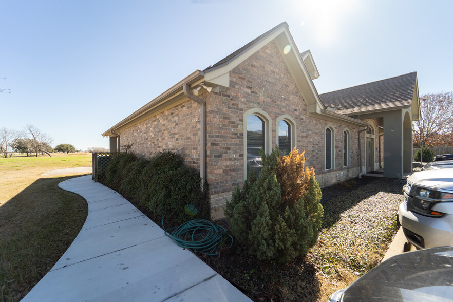 5103 E Airline Rd, Victoria, TX à louer - Photo de l’immeuble – Image 3 sur 24