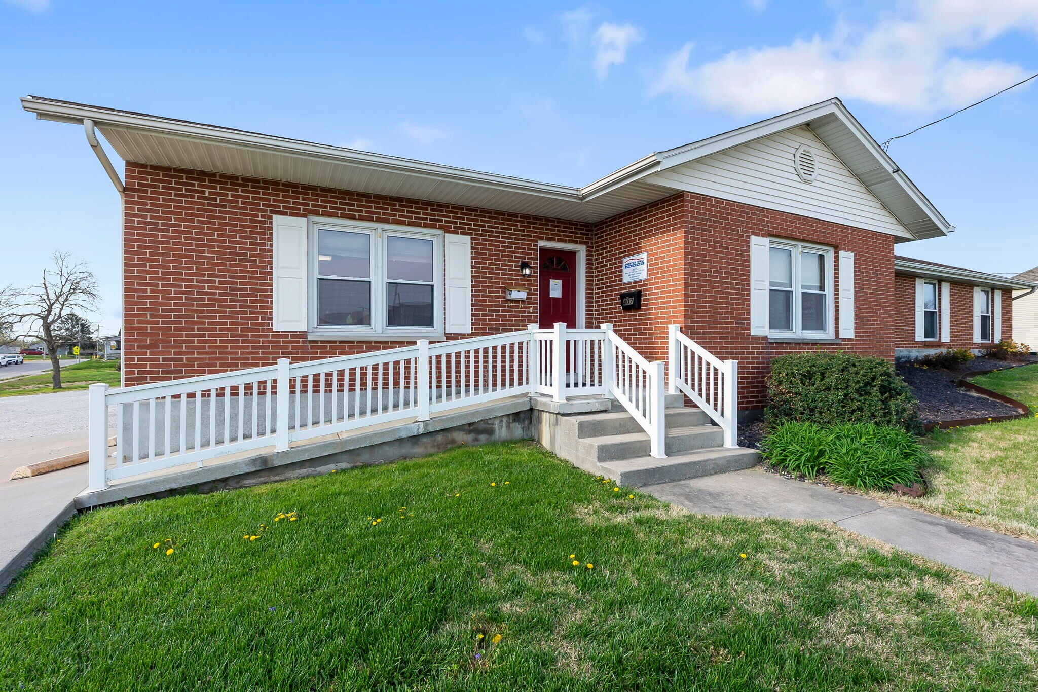 407 W Saint Joseph St, Perryville, MO à vendre Photo principale– Image 1 sur 37