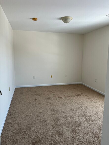 502 Nandino Cir, Berea, KY à vendre - Photo intérieure – Image 2 sur 8
