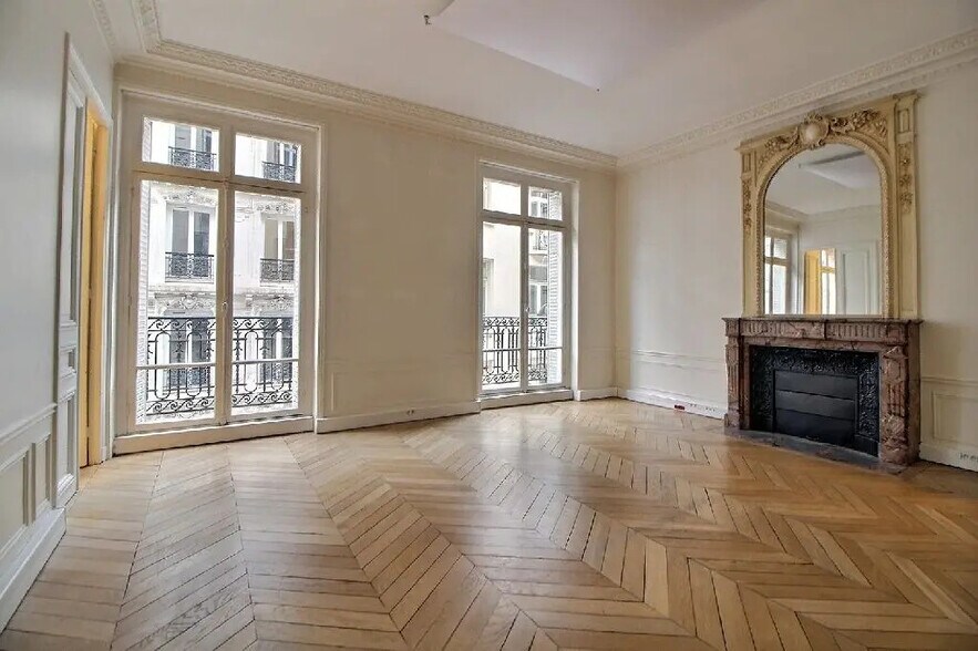Bureau dans Paris à louer - Photo de l’immeuble – Image 1 sur 7