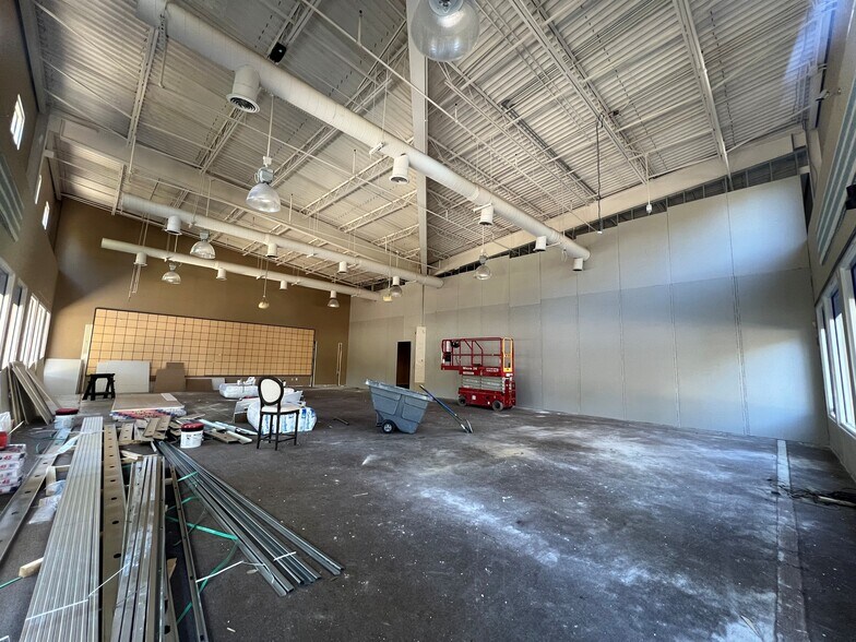 1136 Hungry Neck Rd, Mount Pleasant, SC à louer - Photo de l’immeuble – Image 1 sur 4