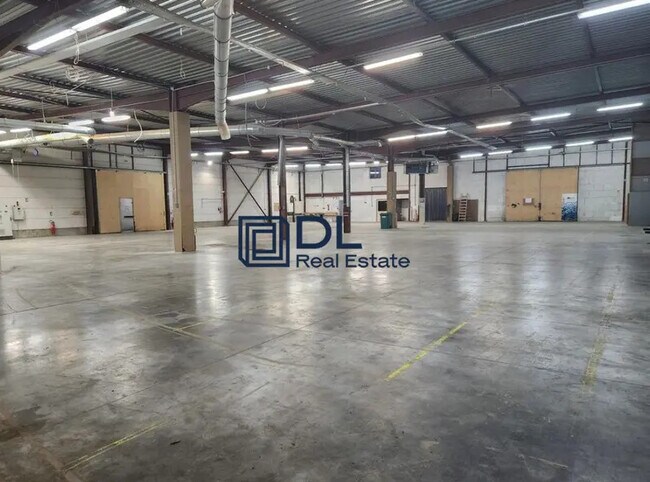 Plus de détails pour Industriel/Logistique à louer