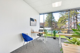 700 Tech Center Pky, Newport News, VA à louer Photo intérieure– Image 1 sur 3