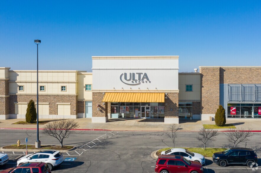 9110 N 121st Ave E, Owasso, OK à louer - Photo de l’immeuble – Image 3 sur 24