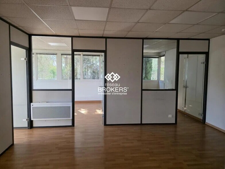 Bureau dans Saint-Jean-de-Védas à louer - Photo de l’immeuble – Image 3 sur 4