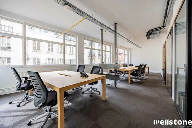 Plus de détails pour 14 Rue Maublanc, Paris - Bureau à louer