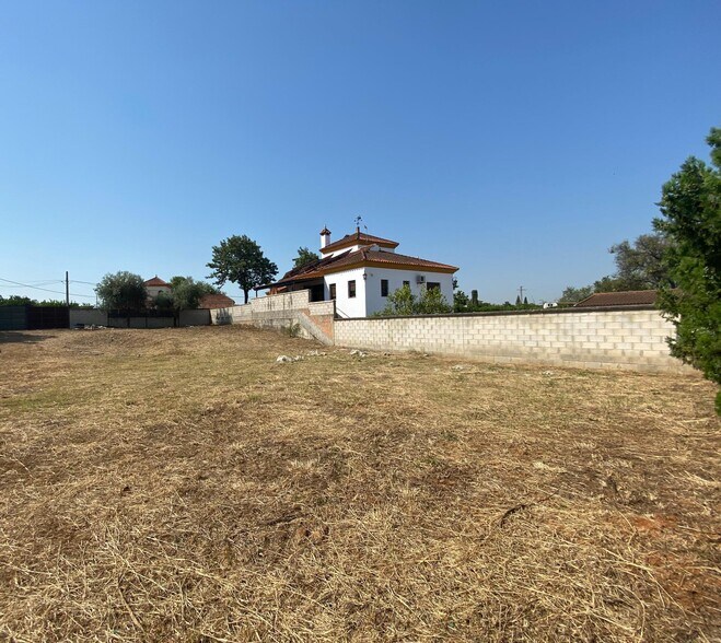 Terrain dans Palomares del Río, Sevilla à vendre - Photo de l’immeuble – Image 2 sur 10