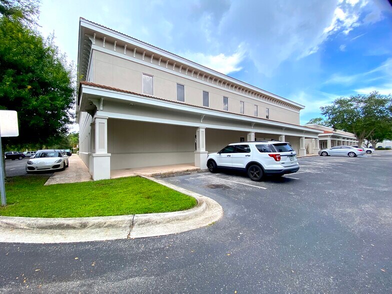 4937 Clark Rd, Sarasota, FL à vendre - Photo de l’immeuble – Image 3 sur 67