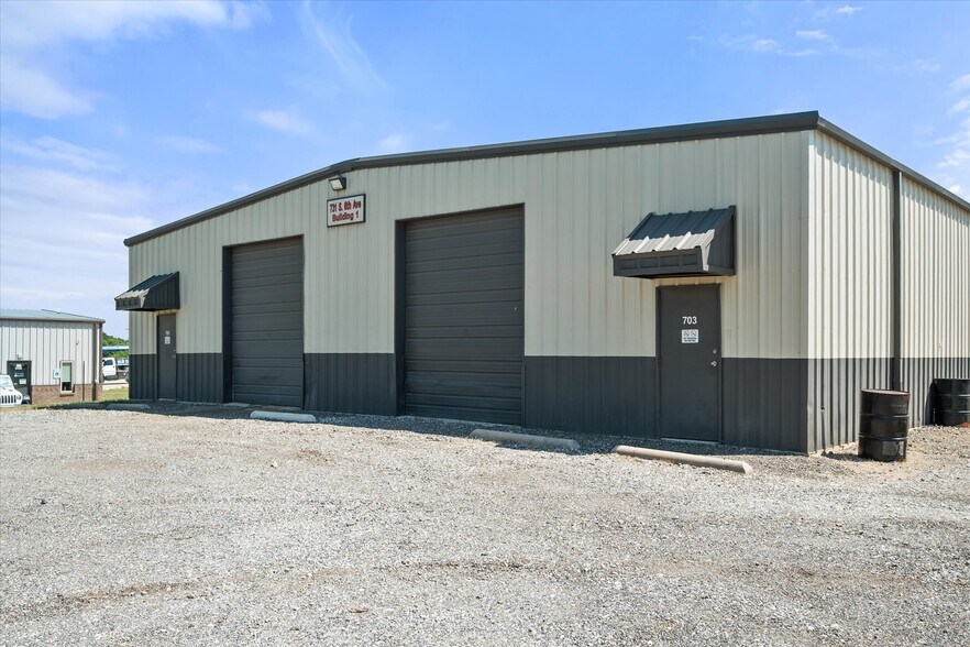 6th Ave Industrial Park portefeuille de 4 biens à vendre sur LoopNet.fr - Photo de l’immeuble – Image 3 sur 24