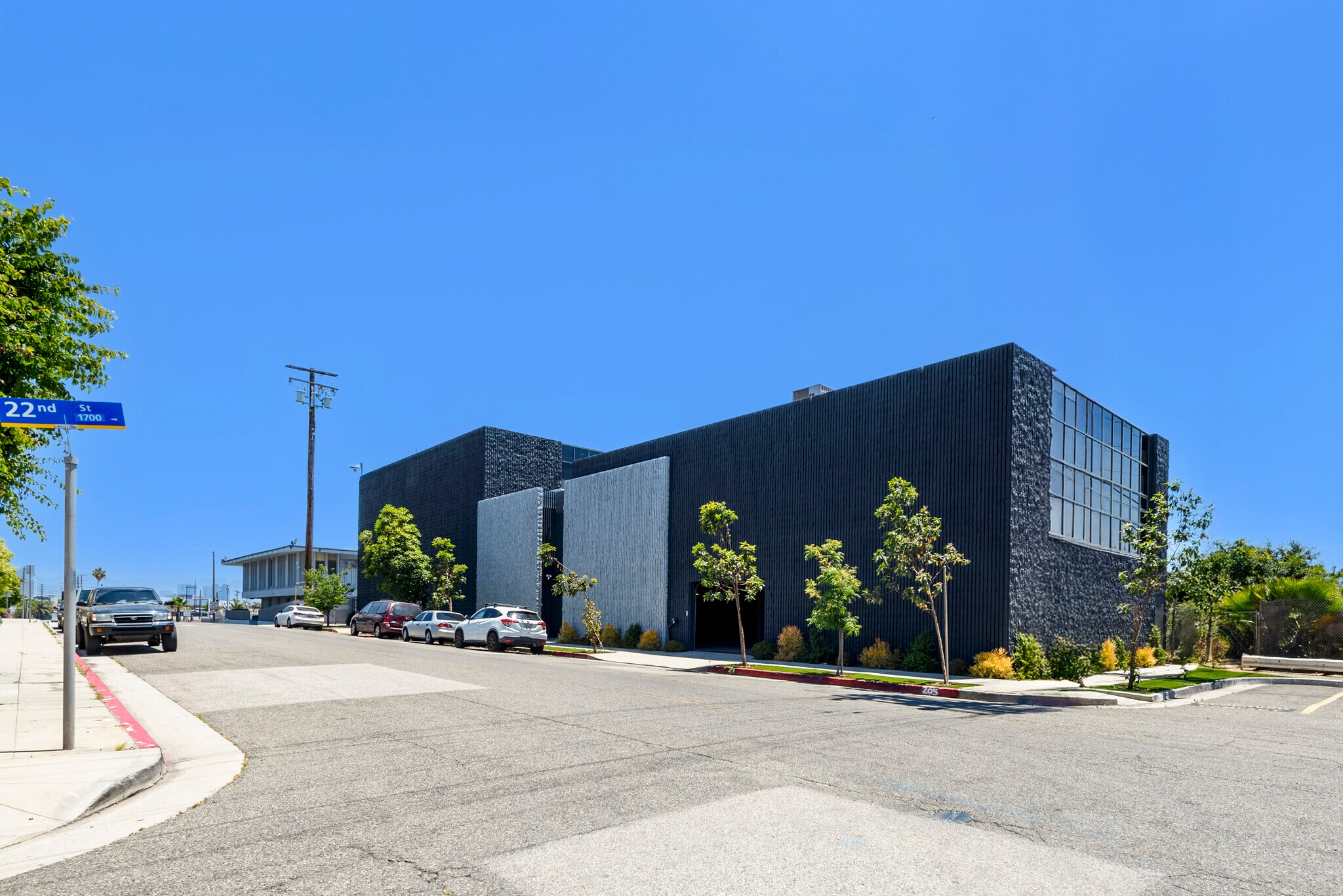 2200 Michigan Ave, Santa Monica, CA à louer Photo de l’immeuble– Image 1 sur 20