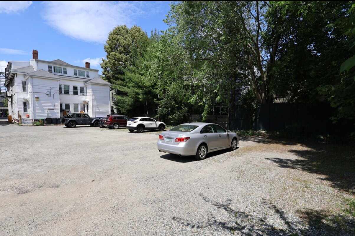 138-140 Huron Ave, Cambridge, MA à vendre Photo principale– Image 1 sur 7