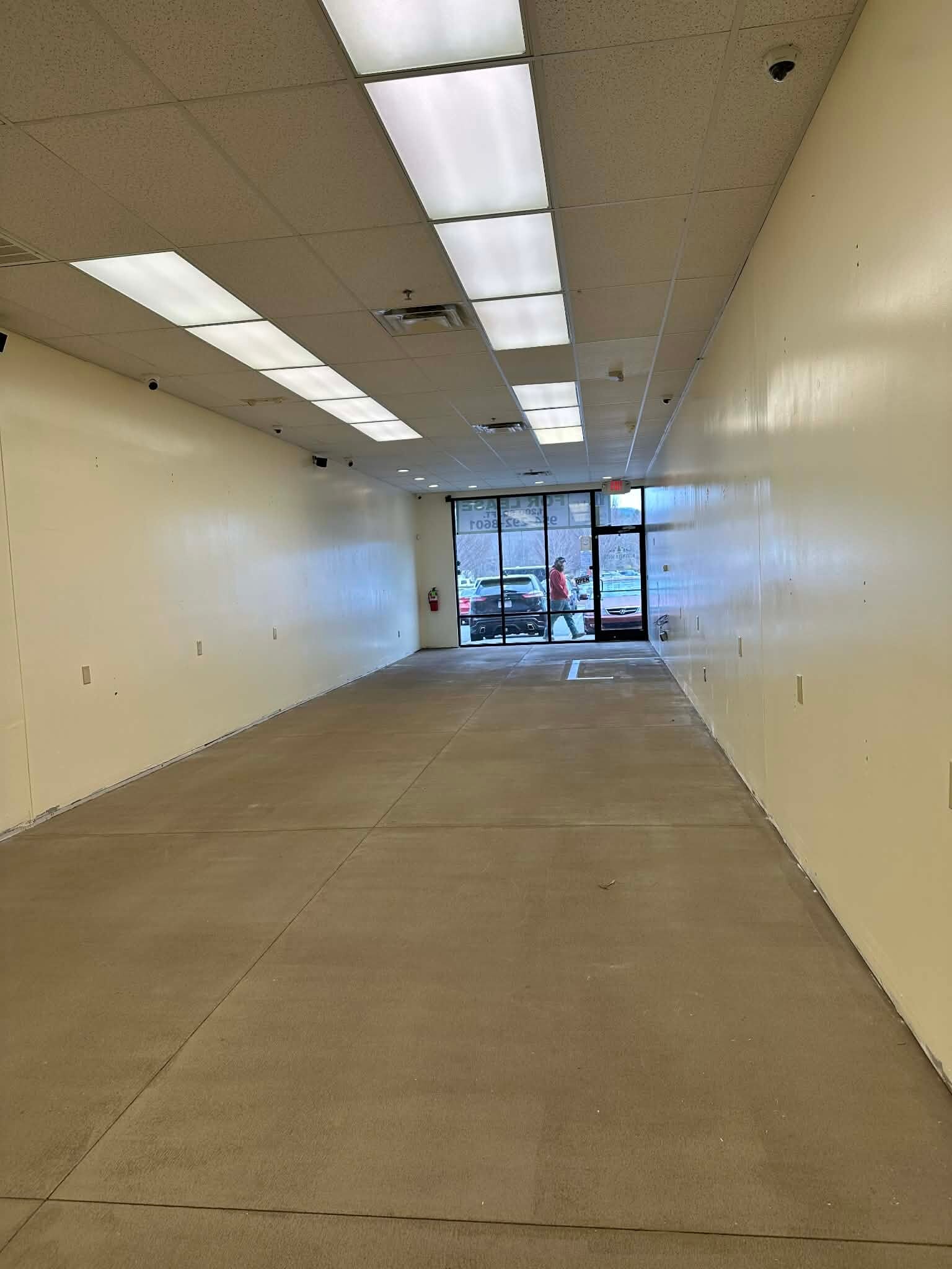 109-143 Commons Dr, Franklin, NC à louer Photo intérieure– Image 1 sur 5