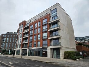 Imperial Rd, Londres à louer Photo de l’immeuble– Image 2 sur 4