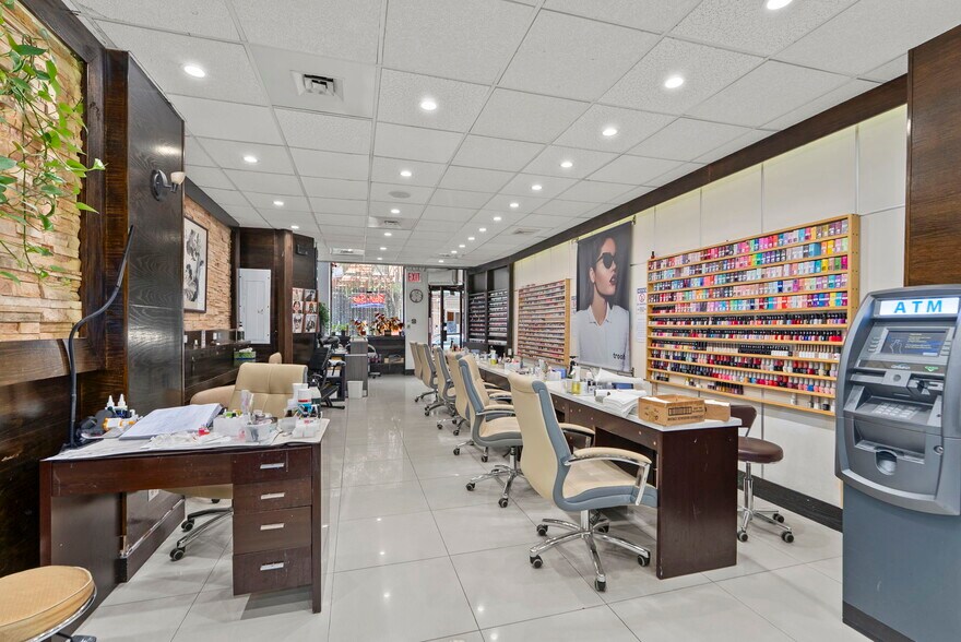 10 Christopher St, New York, NY à louer - Photo intérieure – Image 3 sur 7