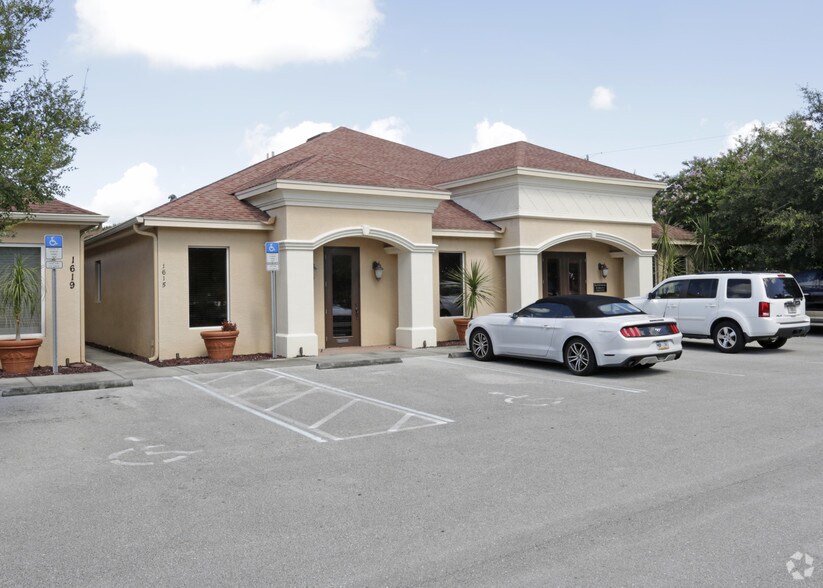 1611 Harden Blvd, Lakeland, FL à vendre - Photo de l’immeuble – Image 1 sur 1