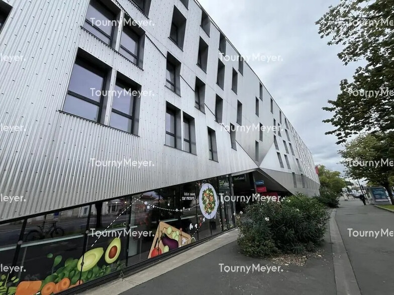 Bureau dans Bordeaux à louer - Photo de l’immeuble – Image 1 sur 2