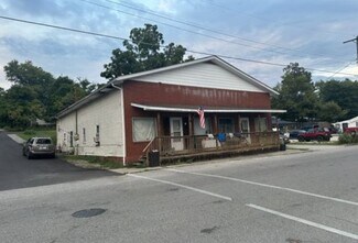 Plus de détails pour 26 E Main St, Pekin, IN - Logement à vendre