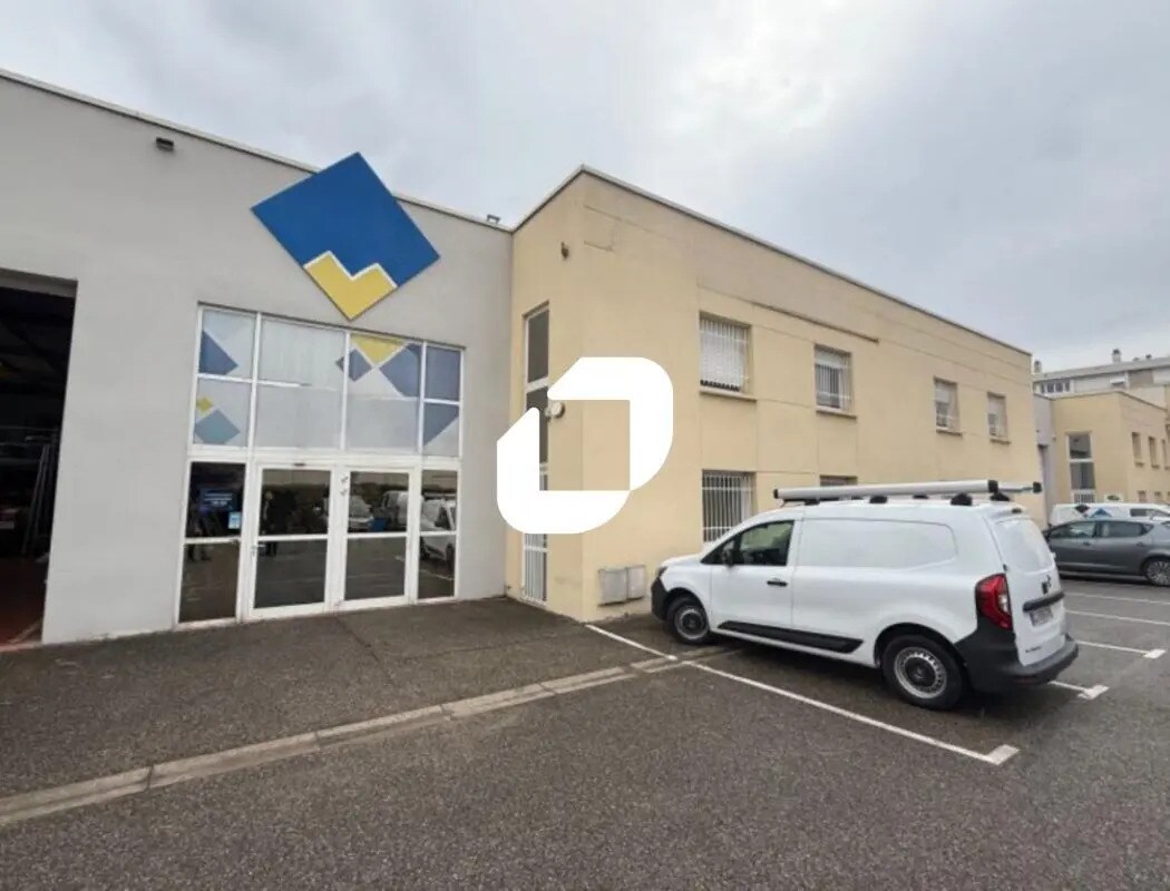 Local d’activités dans Lyon à louer Photo de l’immeuble– Image 1 sur 14