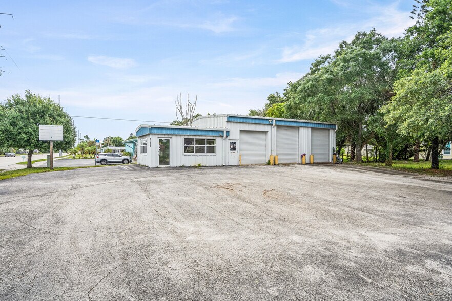 725 12th St, Vero Beach, FL à vendre - Photo de l’immeuble – Image 2 sur 59