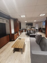 35 Rue De Courcelles, Paris à louer Photo de l’immeuble– Image 2 sur 6