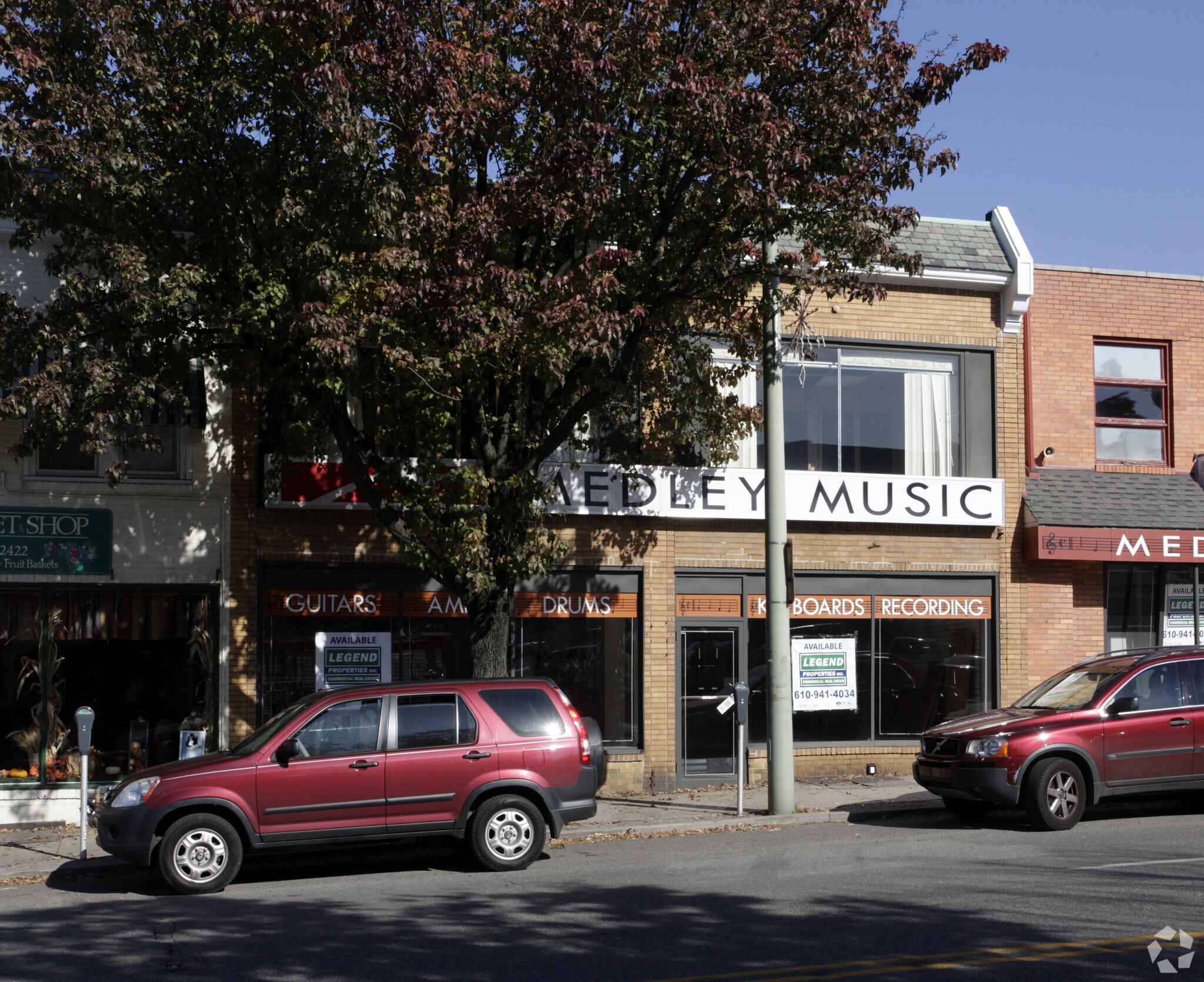 1041-1043 W Lancaster Ave, Bryn Mawr, PA à vendre Photo principale– Image 1 sur 8